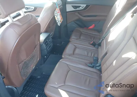 2018 Audi Q7 2.0T Premium z USA, uszkodzony, nr VIN WA1LHAF75JD026713